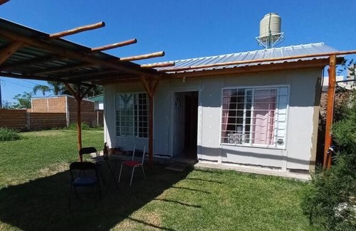 Aldea Valle María Casa | Alojamiento con estacionamiento cubierto.