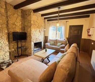 Segura de la Sierra Apartamento | Alojamiento Los Sauces - Rio Madera