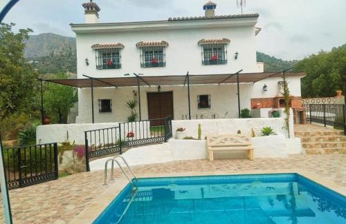 Alora Casa | Alojamiento Rural El Paraíso del Chorro