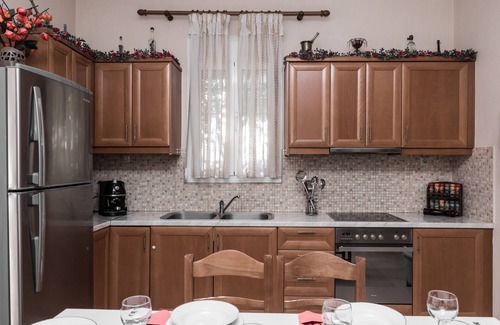 Petrokefalion Casa | Inicio Aloni, vacaciones en familia, lugar relajante y tranquila, aparcamiento privado, jardín