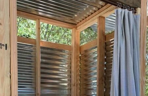 Descanso Alquiler De RV | Alpaca Farm Glamping Tent