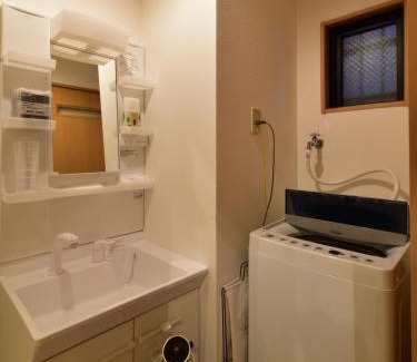 Matsuyama Apartamento | Alphabed松山城西