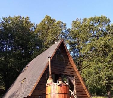 Melipeuco Cabina | Alpinas de Sollipulli refugio sollipulli