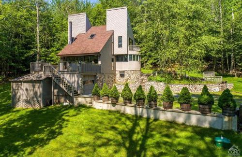 Windham Casa | Alpine 5BR Chalet 6 min Away to SKI