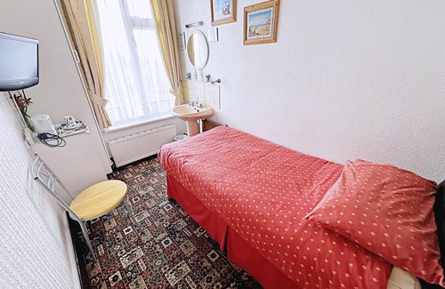 Cleethorpes Casa | Alpine Guest House