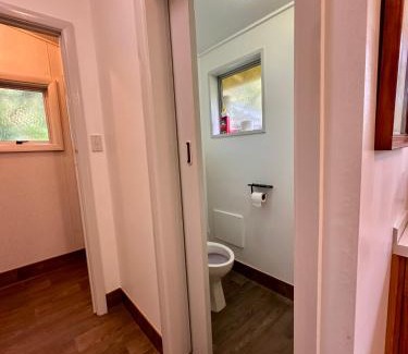 Otira Casa | Alpine House, Holiday Home, Sleeps 8, Super Cosy
