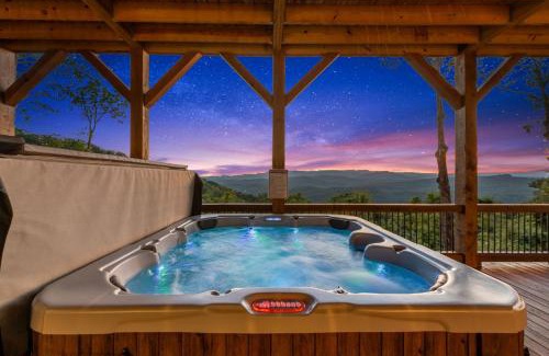 Blue Ridge Casa | Alpine Vista - Mountain Views - Blue Ridge Heights - Mountain Views, Hot Tub, Luxury Amenities in Prestigious Blue Ridge Heights