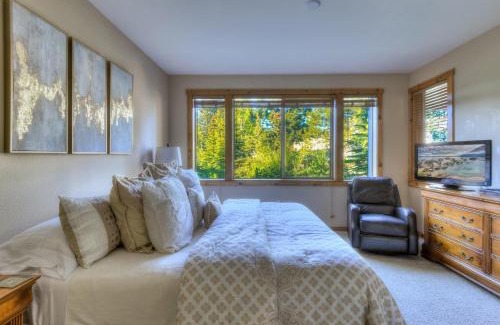 Truckee Casa | Alpine Way Lake & Sugar Bowl Resort