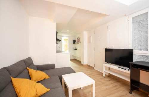 Zaidin Apartamento | Alquibla relax y armonía con piscina junto a restaurantes y supermercados