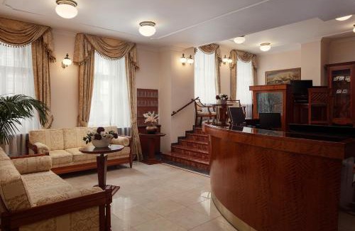 Prague 2 Hotel | Alqush Downtown Hotel
