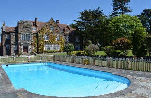 Newton Ferrers Casa | Alston Hall