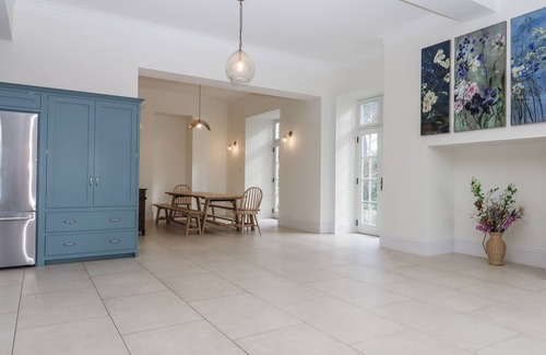 Newton Ferrers Cabaña | ALSTON HALL, pet friendly, with pool in Battisborough Cross