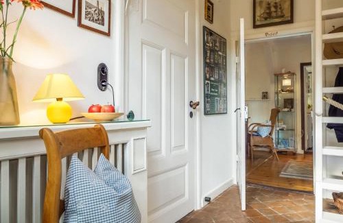 Ostseebad Prerow Casa | altes Kapitänshäuschen