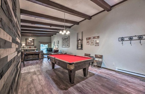 Alto Apartamento | Alto Condo with Deck 2 Mi to Ruidoso Winter Park!