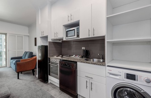 Melbourne Central Business District Hotel | Alto Hotel on Bourke