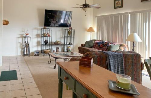 Alto Casa | Alto Townhome with Deck Near Ski Apache!