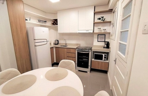 Santana Apartamento | Aluri apartment - near Hospital de Clínicas and UFRGS