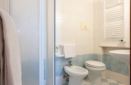 Pesaro Hotel | Amadei Hotel Figaro & Apartments