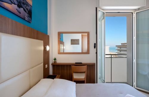 Pesaro Hotel | Amadei Hotel Figaro & Apartments