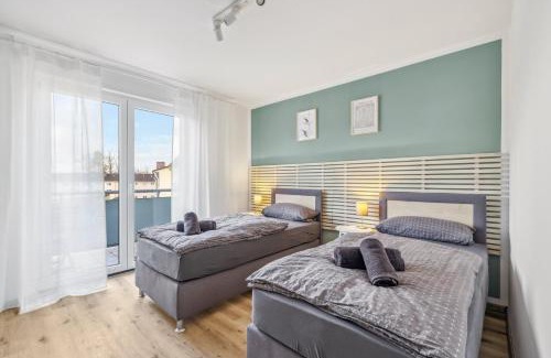 Kaiserslautern Apartamento | Amalfi A02 - 2 Zi für 4P - Balkon, smart TV, Boxspringbett
