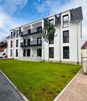 Elgersweier Apartamento | AMAO Pearl - Rollstuhlgerechte Suite - 94 qm - Balkon & Tiefgarage - Aufzug - Nähe Messe - bis 10 Pers 2Whg