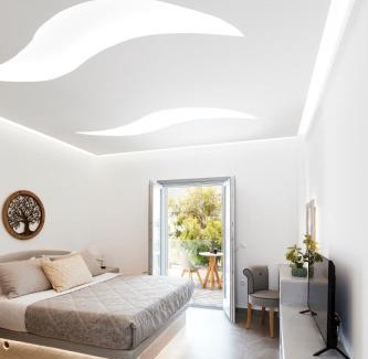 Kamari Hotel | Amara Suites Santorini