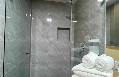 Estadio Apartamento | Amaranto Suites