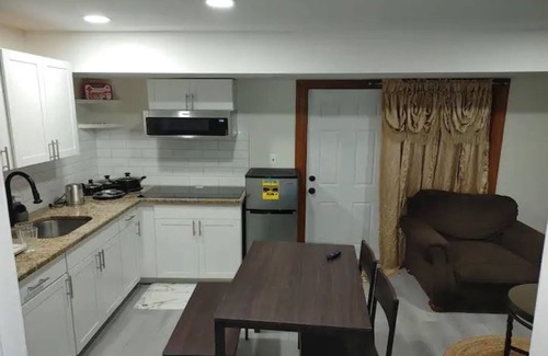 North Brunswick Casa | Amazing non smoking double bed apartment.