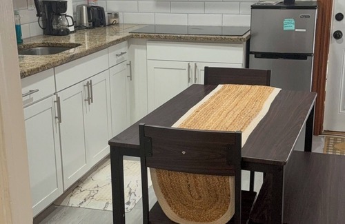 North Brunswick Casa | Amazing non smoking double bed apartment.