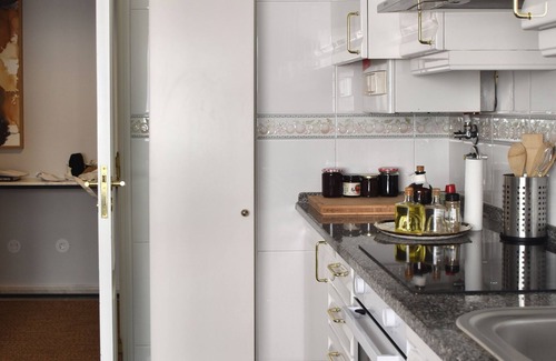 Linda-a-Velha Apartamento | Luminoso apartamento 2 quartos, a 10 min del centro de Lisboa e cerca de Cascais