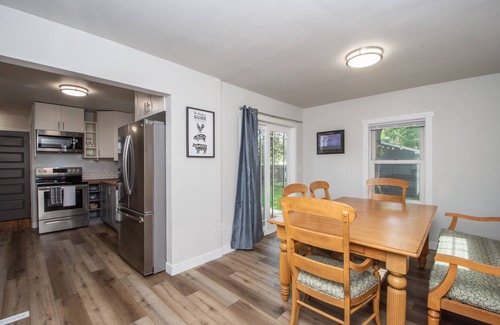 Fargo Casa | Amazing 2 Bedroom 1 Bathroom Upper Level Home