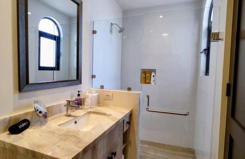 Los Cabos Apartamento | Amazing 2BR Pool/Jacuzzi/Beach/Resort/10Min Cabo