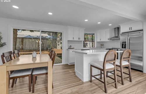 Rock Creek Casa | Amazing 4-bedroom house in Portland Oregon