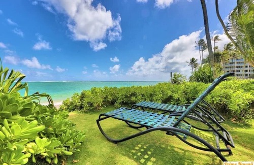 Punaluu Condominio | Amazing Beachfront Condo