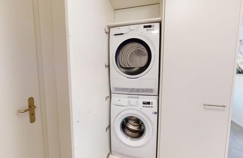 District 6 Apartamento | Amazing big studio in the city center - Sun 7