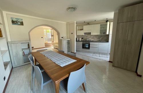 Sale Marasino Apartamento | AMAZING CORNER