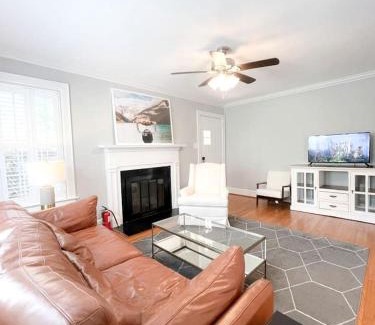 Plaza Midwood Casa | Amazing Cottage with Great Sights in Charlotte, North Carolina