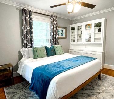 Plaza Midwood Casa | Amazing Cottage with Great Sights in Charlotte, North Carolina