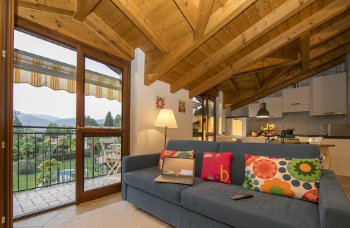 Cerro Apartamento | Increíble Gaia Le Palme, Laveno Mombello, Italia