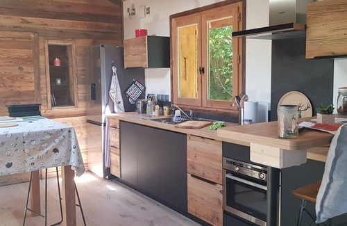 Passy Apartamento | Amazing, garden level, terrace, sleeps 2, Nordic bath, Mont Blanc view