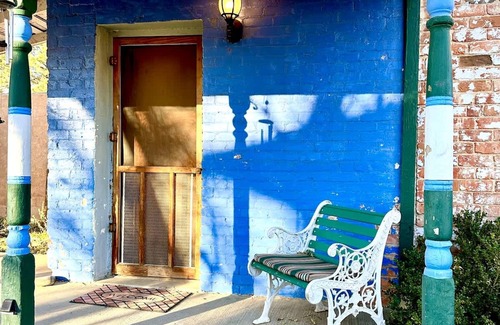 Raton Apartamento | Amazing Historic 1800s Carriage House