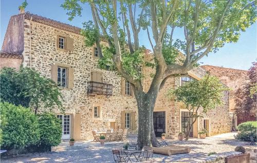 Thezan-des-Corbieres Casa | Amazing Home In Thézan-Des-Corbières