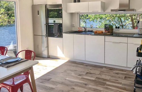 Boras Municipality Casa | Bonita casa en Borås con vistas al mar