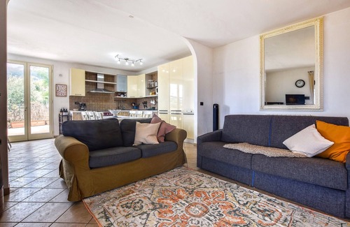 Termini Imerese Casa | Amazing home in Caccamo with private swimming pool, can be inside or outside