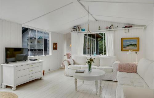 Smidstrup Strand Casa | Amazing Home In Gilleleje With Kitchen