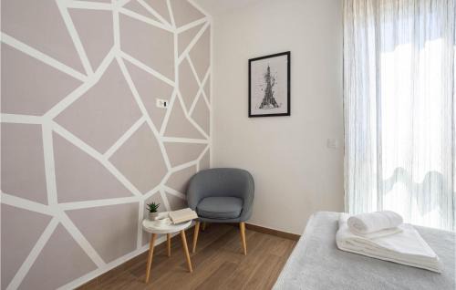 Kastel Kambelovac Casa | Amazing Home In Kastel Kambelovac