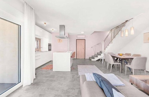 Mugeba Casa | Increíble casa en Porec con WiFi