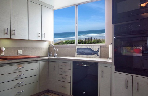 Watsonville Casa | Amazing House On The Beach!!
