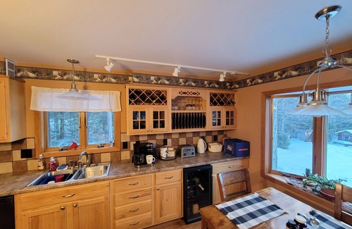 Maidstone Casa | Amazing large home located at Cricket Cove on Maidstone Lake, Vermont