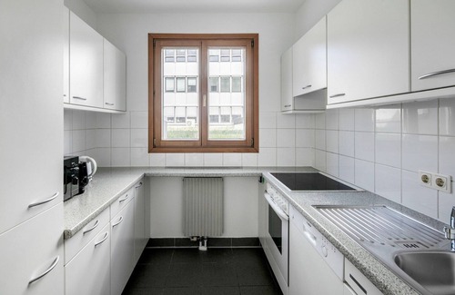 Mariahilf Apartamento | Amazing Mariahilf 2BR w/ Balcony, nr Bars & Shops, by Blueground